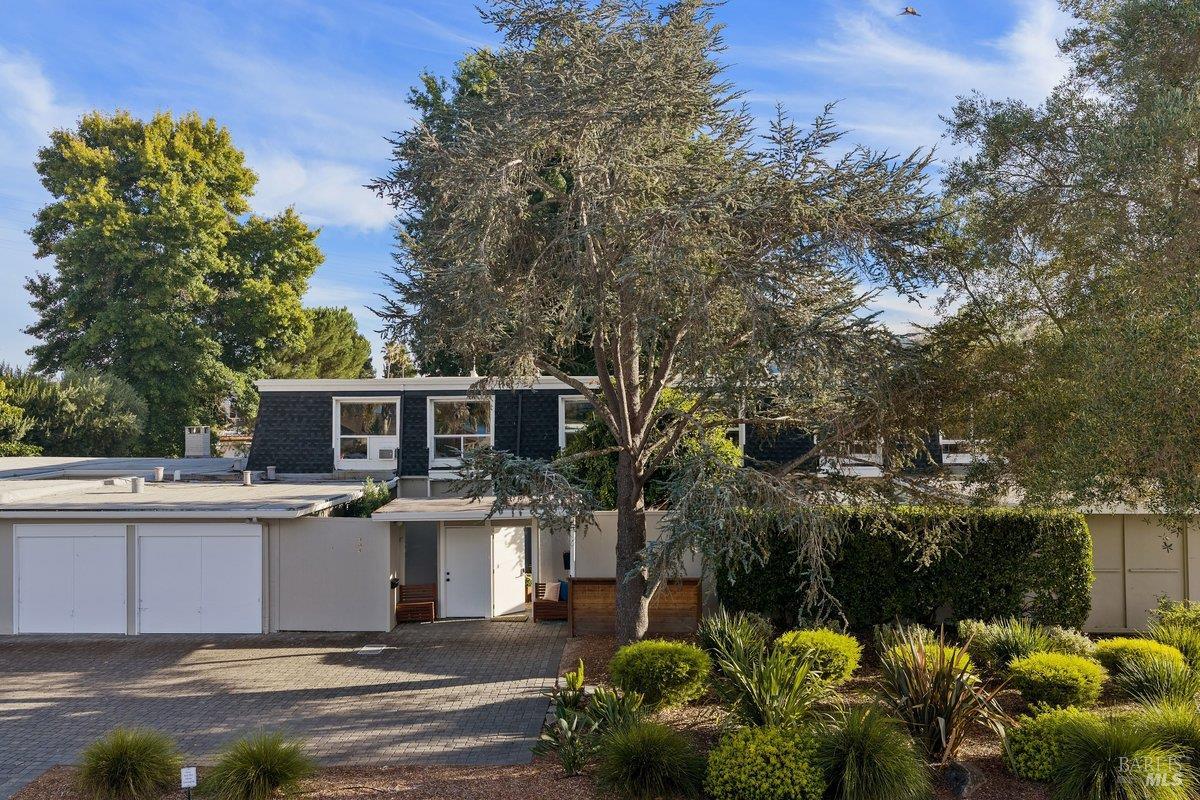 902 Bel Marin Keys Boulevard