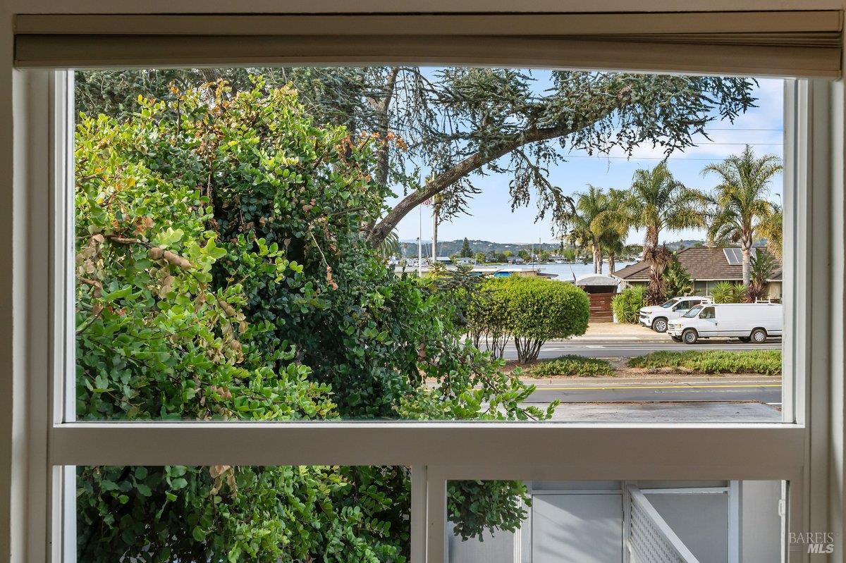 902 Bel Marin Keys Boulevard