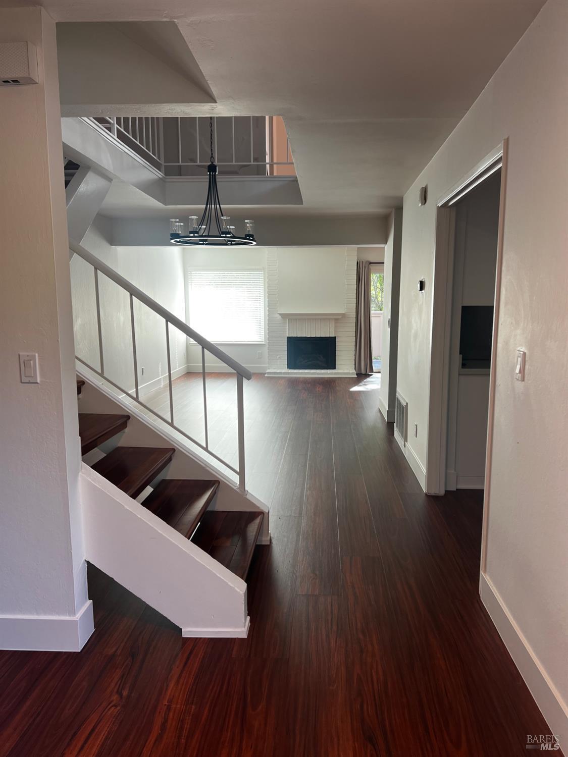 6 Josefa Court