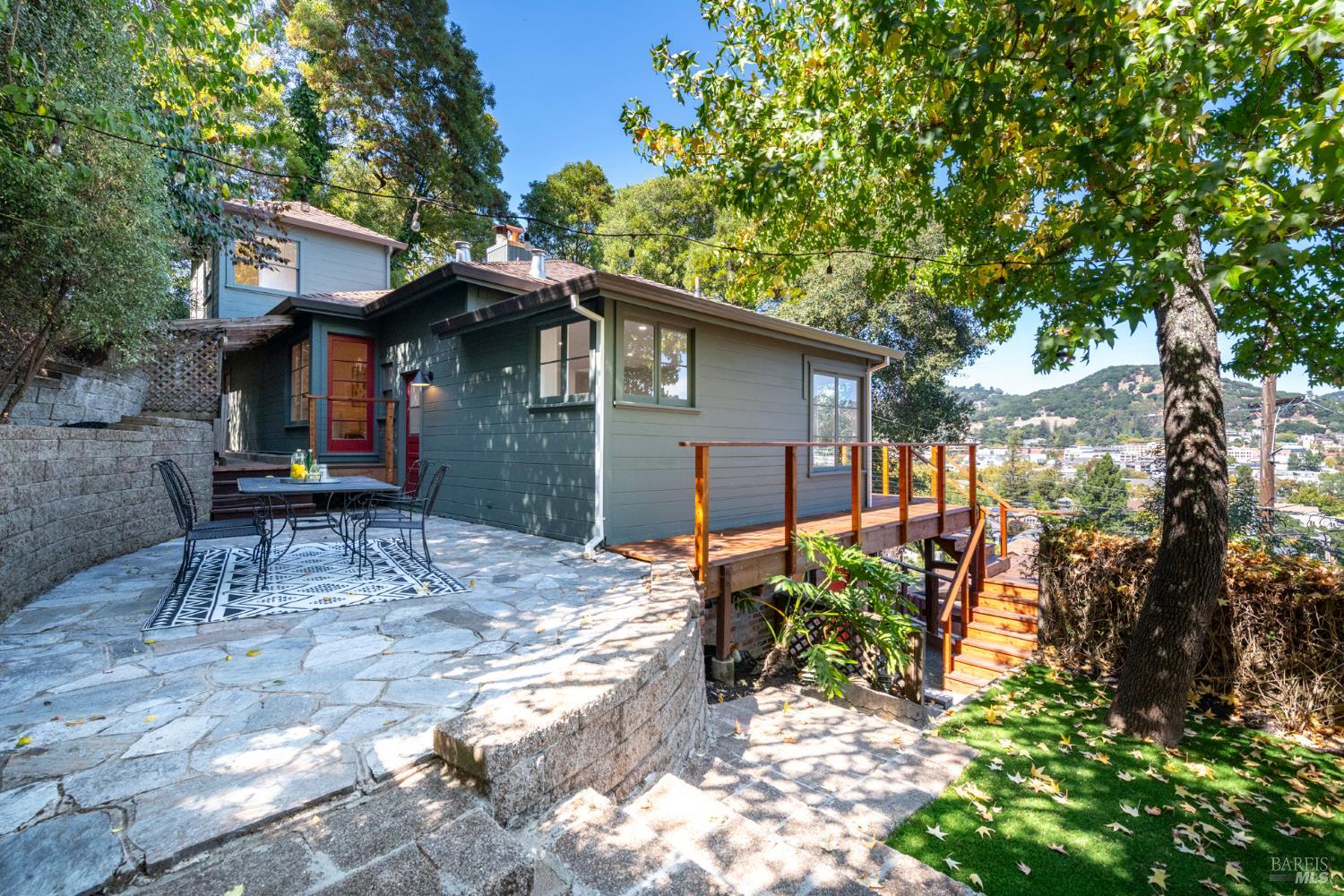 51 Martens Boulevard