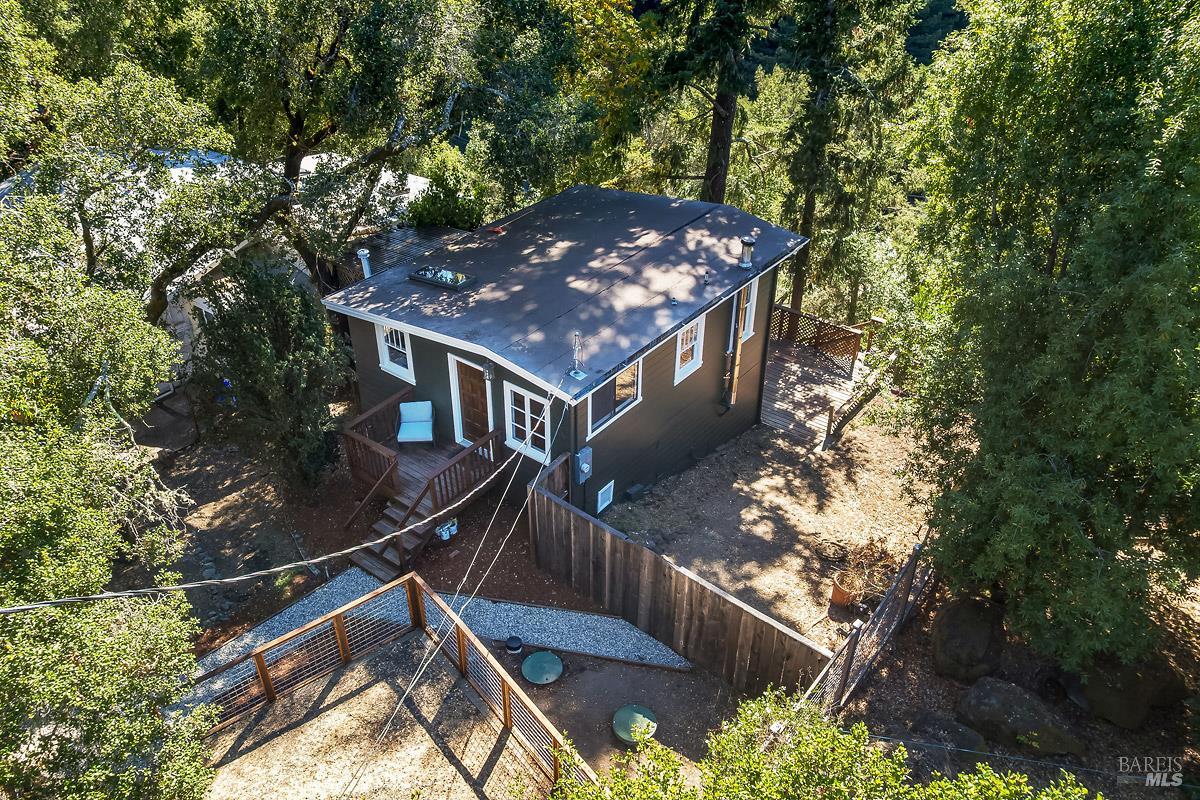 10 Cortez Avenue