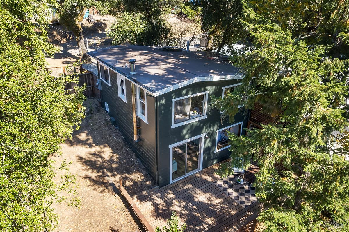 10 Cortez Avenue