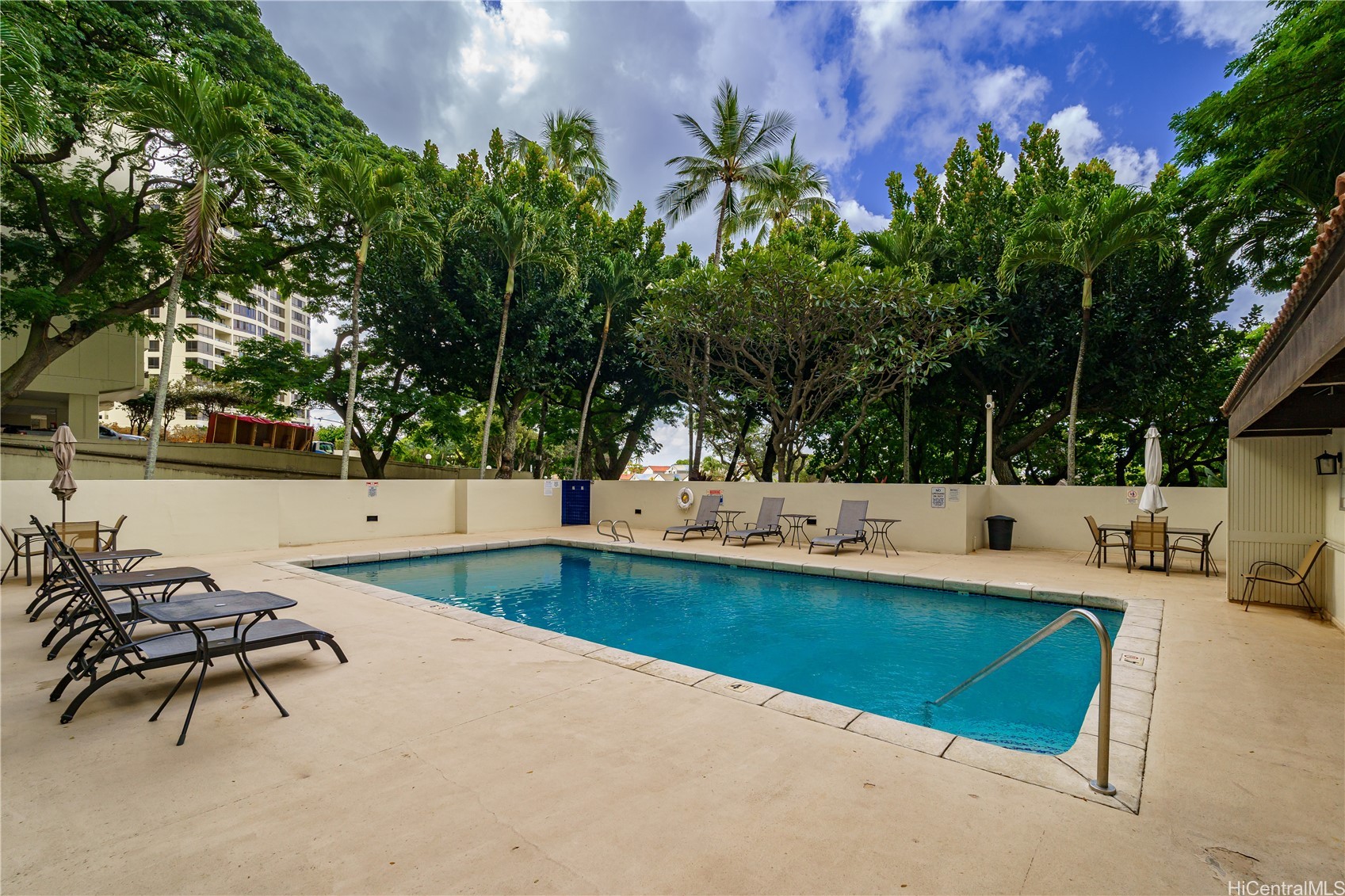 6710 Hawaii Kai Drive 1500
