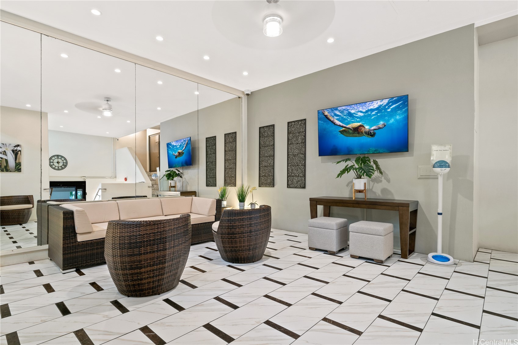 6710 Hawaii Kai Drive 1500