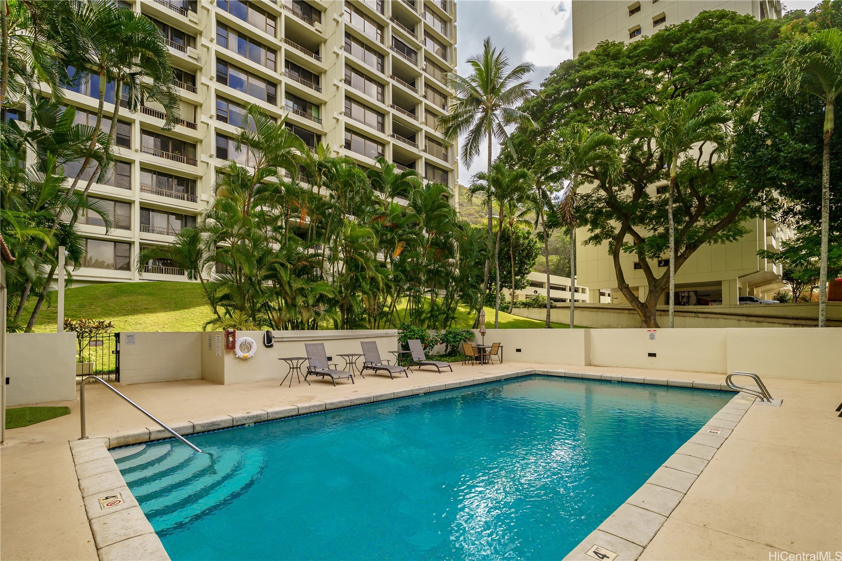 6710 Hawaii Kai Drive 1500