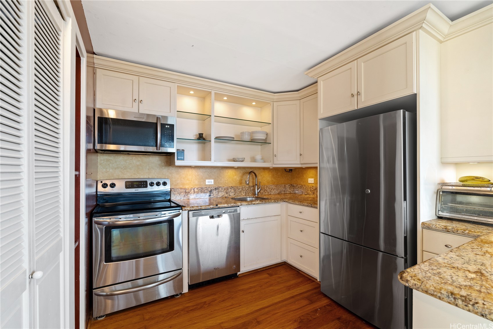 6710 Hawaii Kai Drive 1500