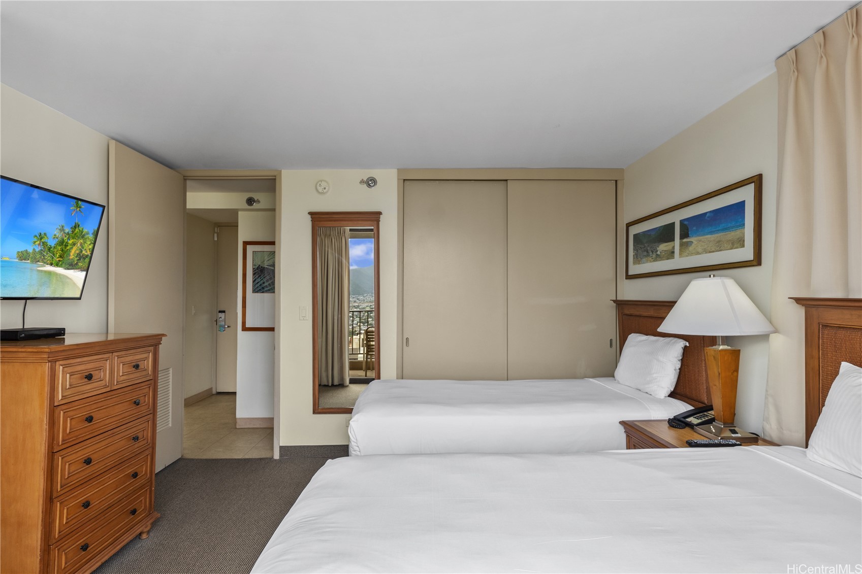 229 Paoakalani Avenue 3101