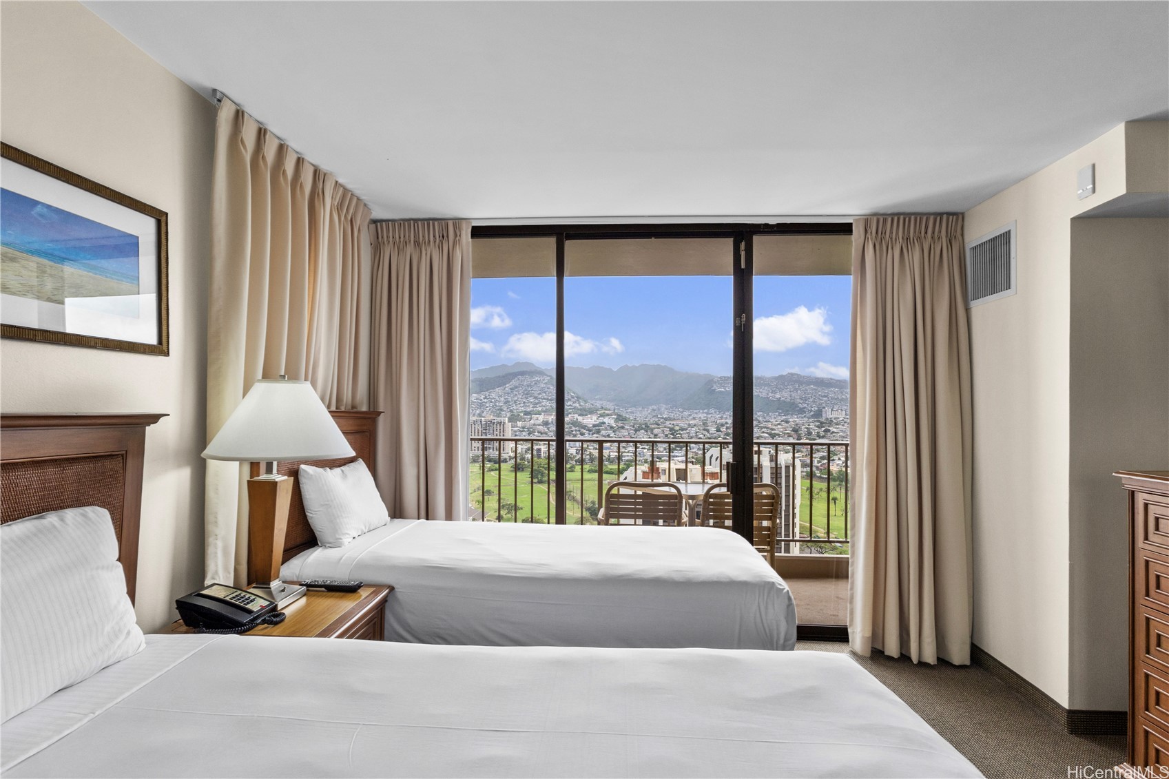 229 Paoakalani Avenue 3101