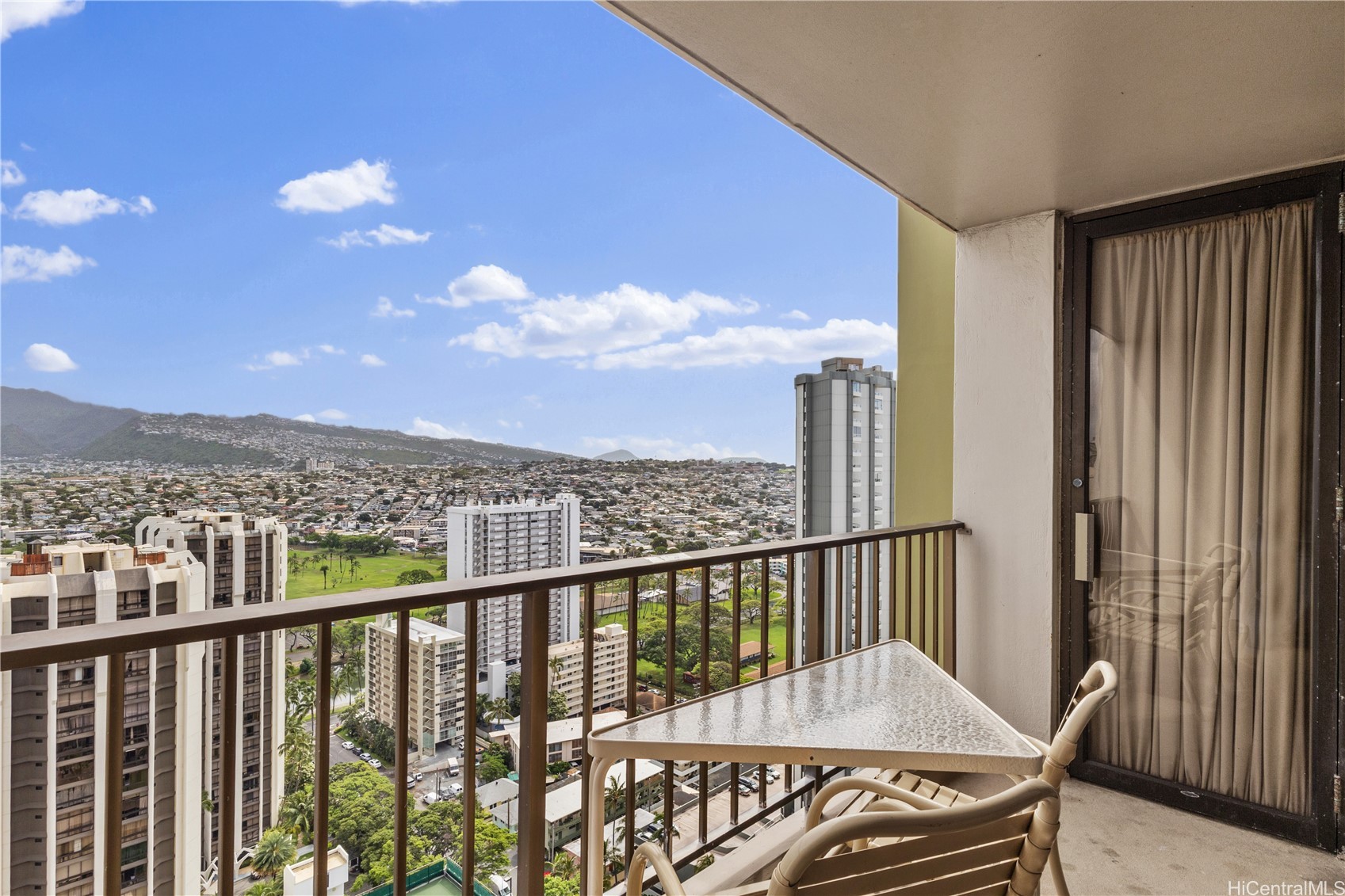 229 Paoakalani Avenue 3101