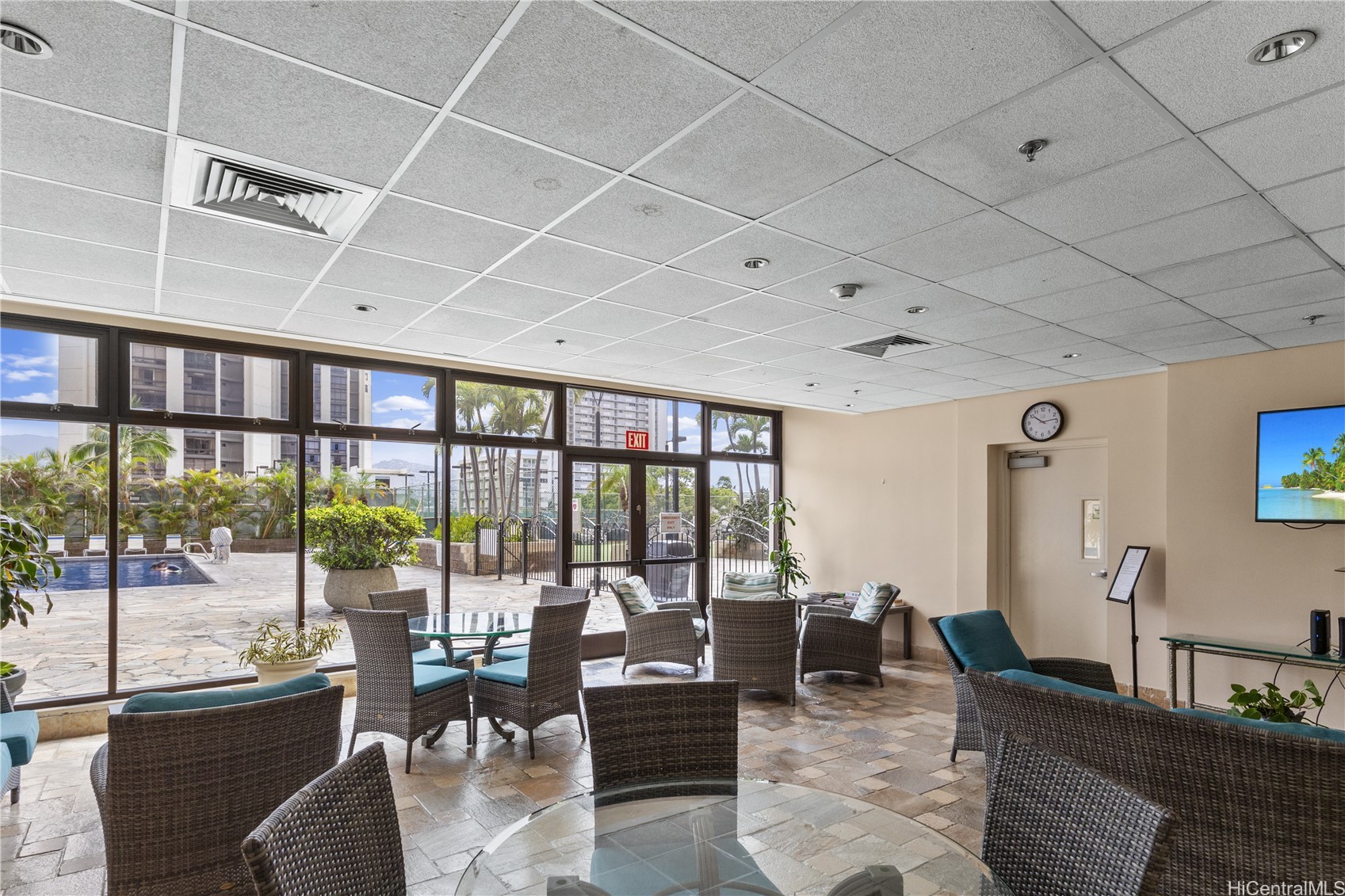 229 Paoakalani Avenue 3101