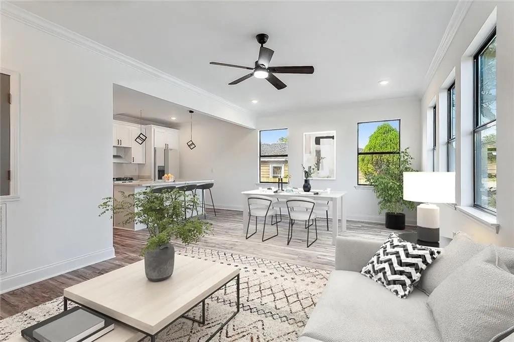 9528 STROELITZ Street