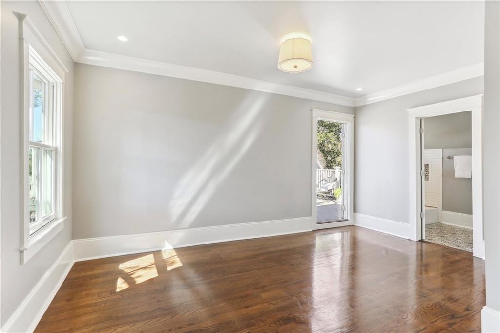 7452 ST CHARLES Avenue