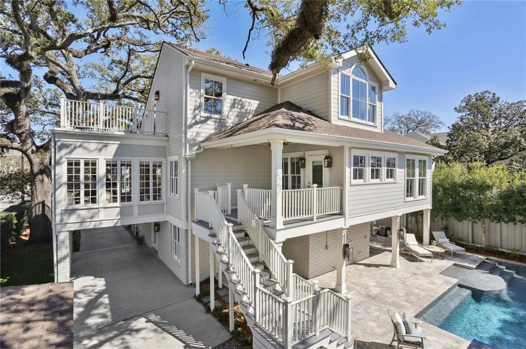 7452 ST CHARLES Avenue