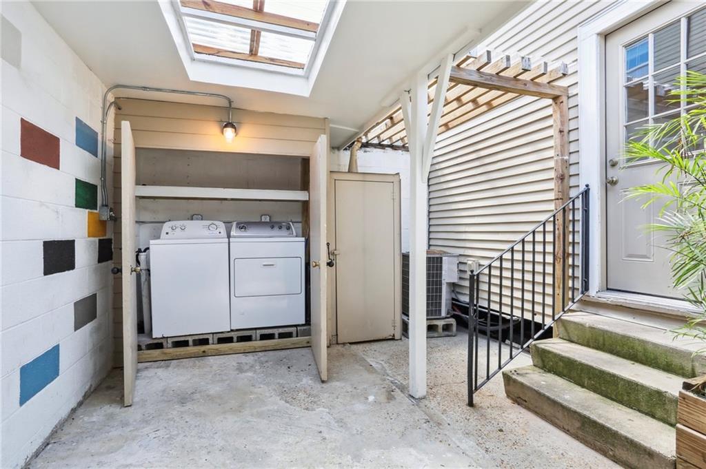 3105 ST PETER Street