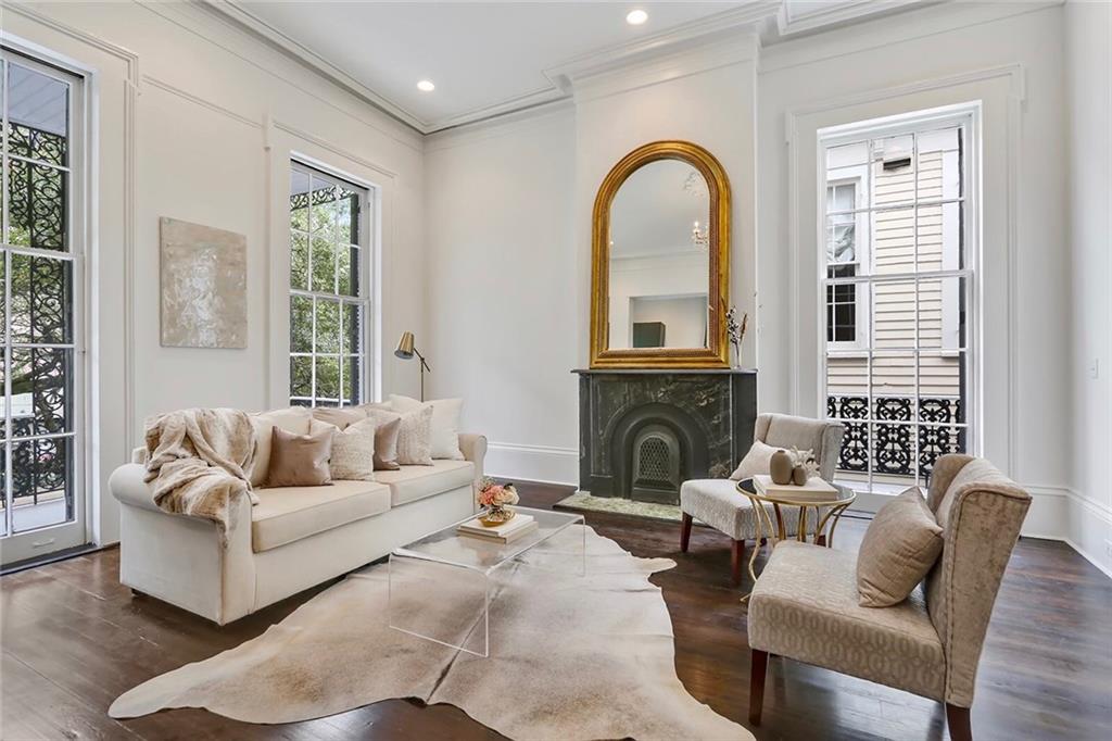 628 ESPLANADE Avenue A2