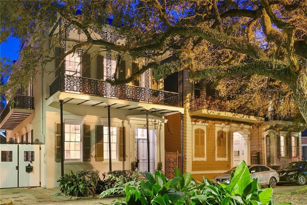 628 ESPLANADE Avenue A2