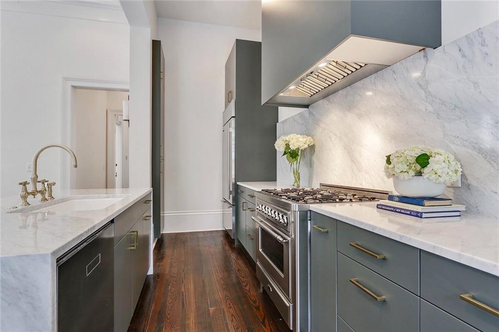 628 ESPLANADE Avenue A2