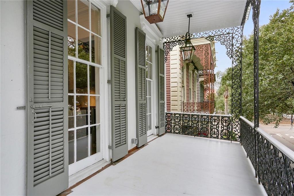 628 ESPLANADE Avenue A2