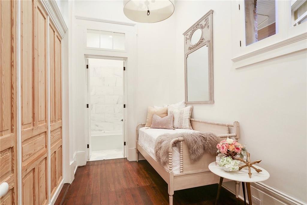 628 ESPLANADE Avenue A1