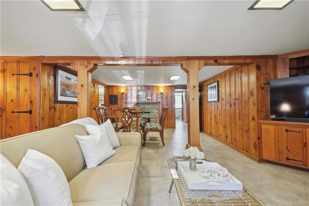 7900 WILLOW Street 7900