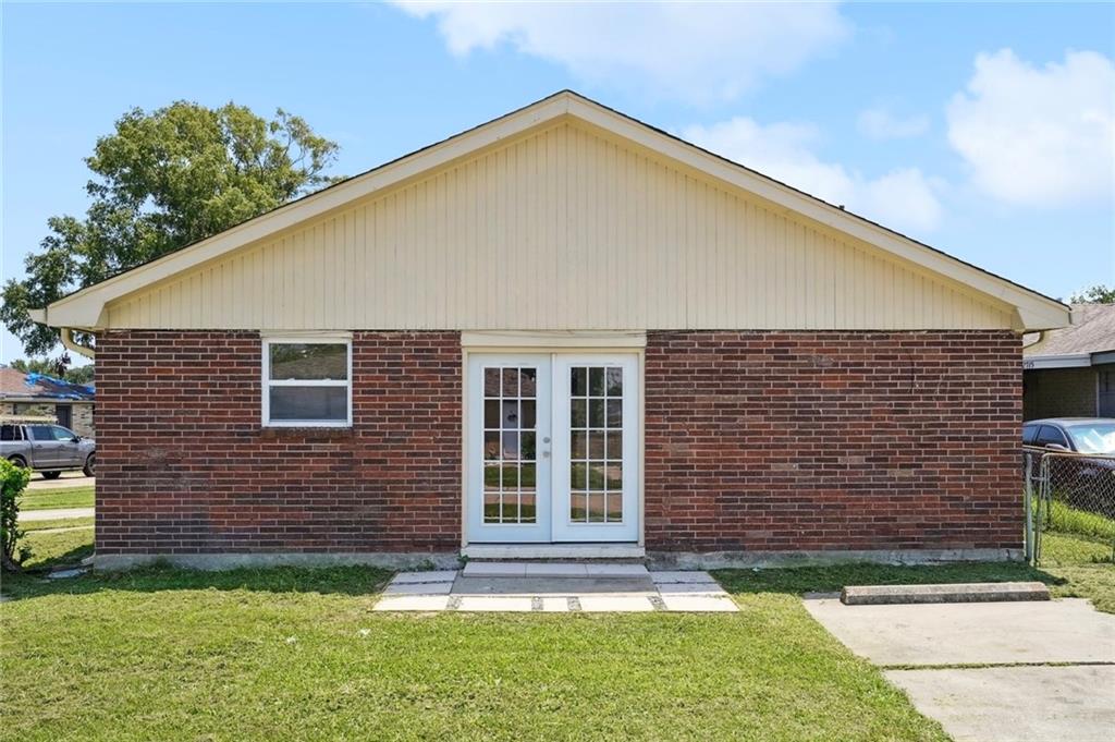 6904 ROSEBANK Drive A