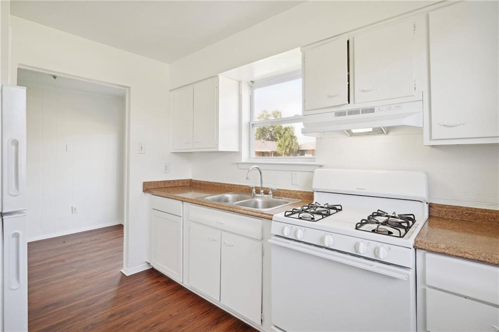 6904 ROSEBANK Drive A