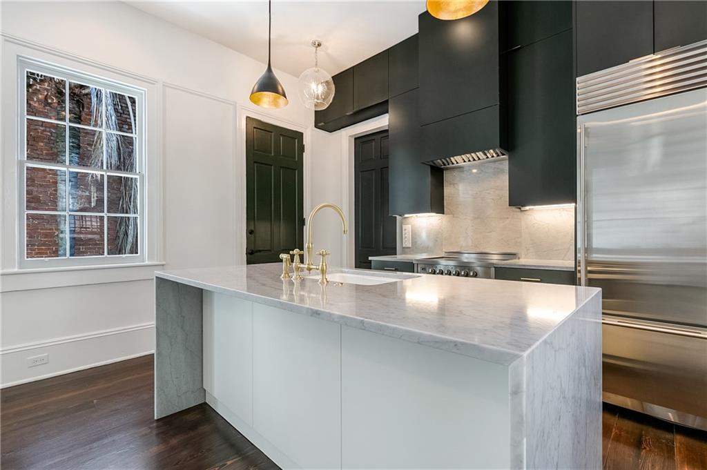 628 ESPLANADE Avenue B2