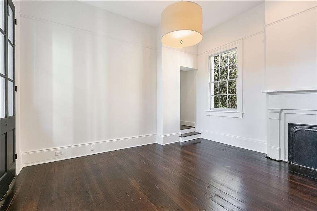 628 ESPLANADE Avenue B2