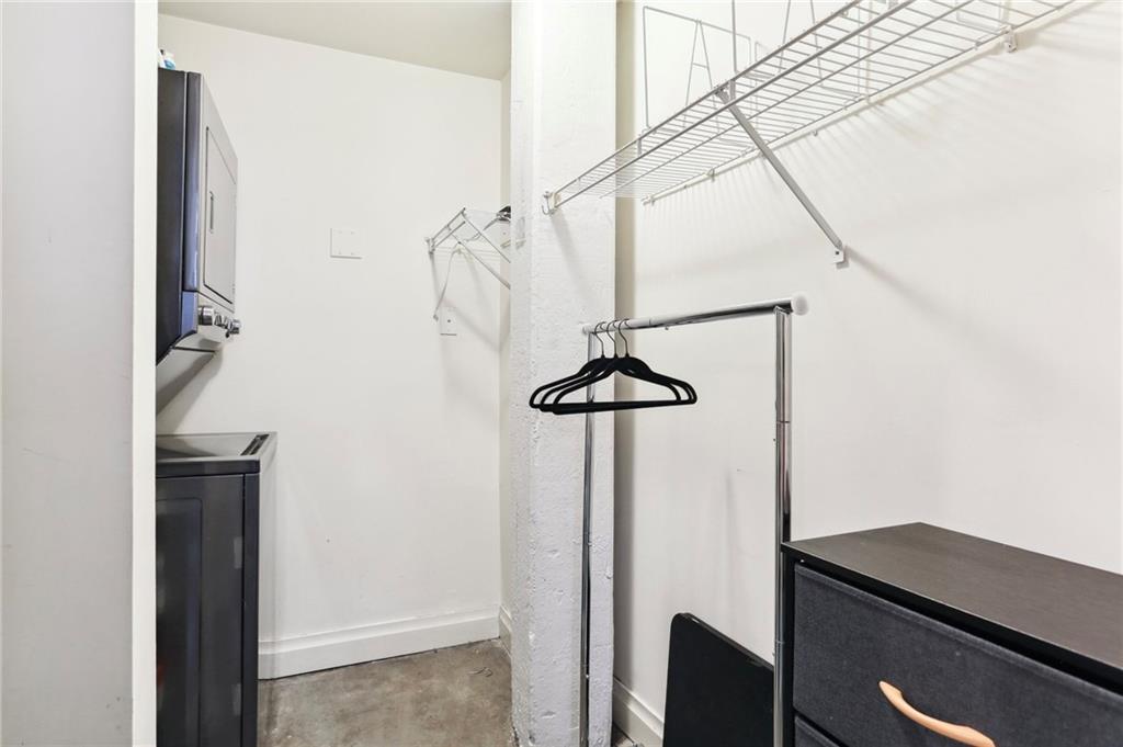 920 POEYFARRE Street 112