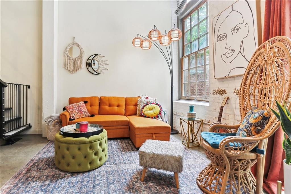 920 POEYFARRE Street 112