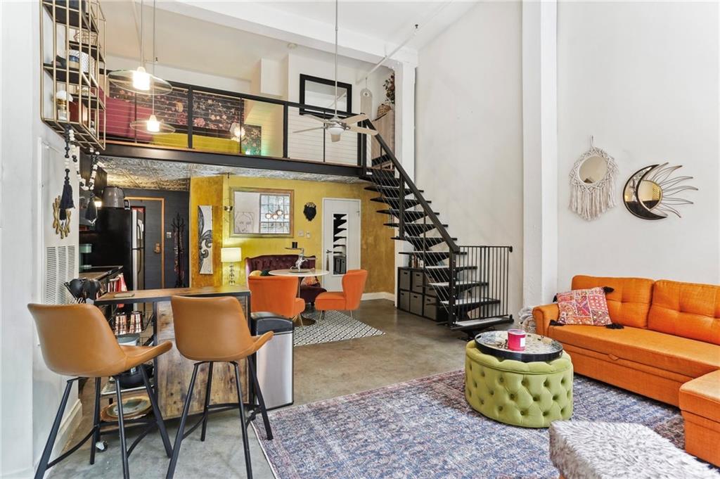 920 POEYFARRE Street 112