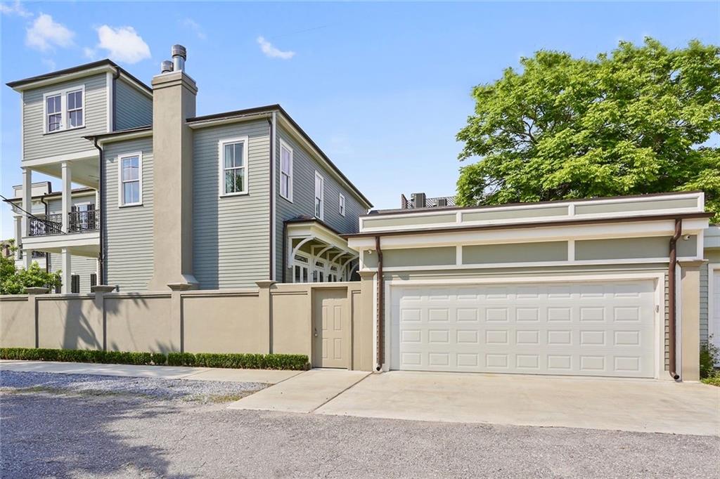 1311 JEFFERSON Avenue