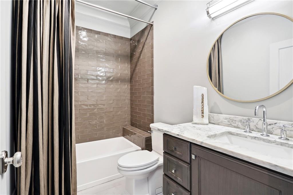 1311 JEFFERSON Avenue