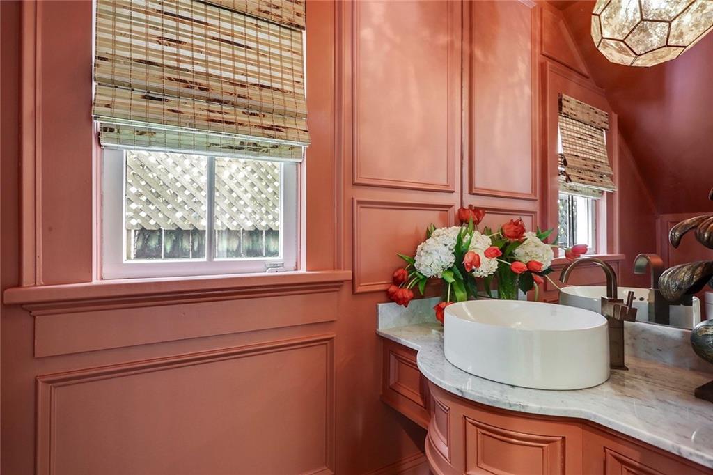 1311 JEFFERSON Avenue