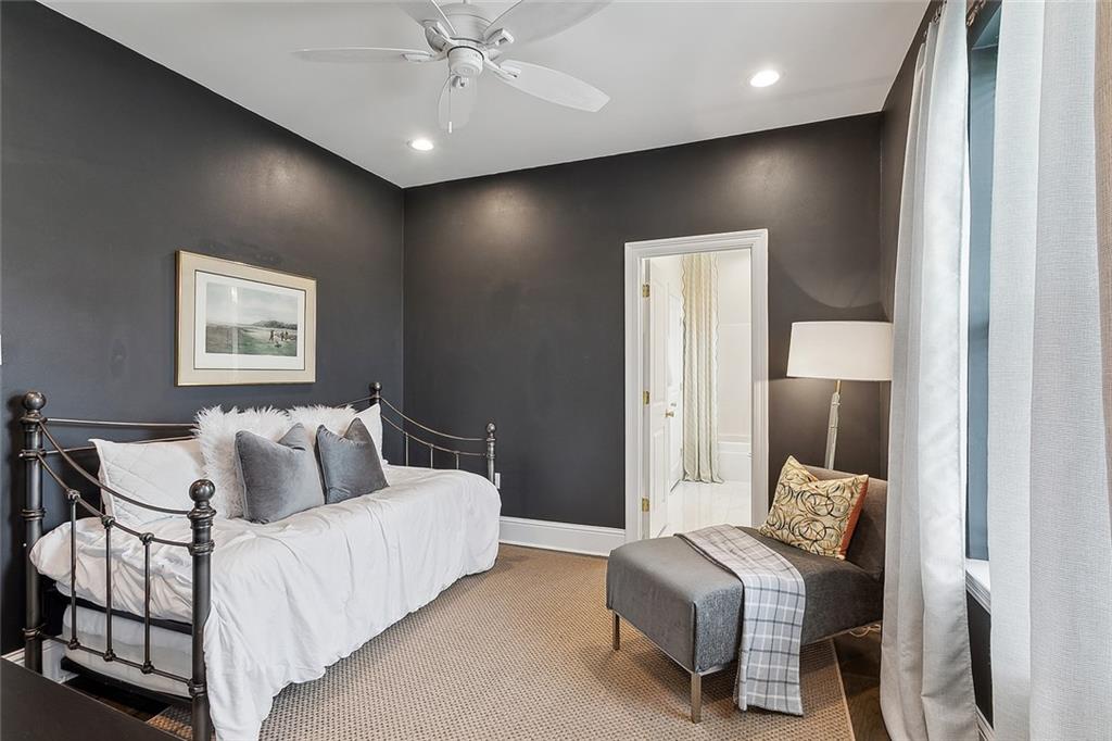 1114 CLAIBORNE Drive