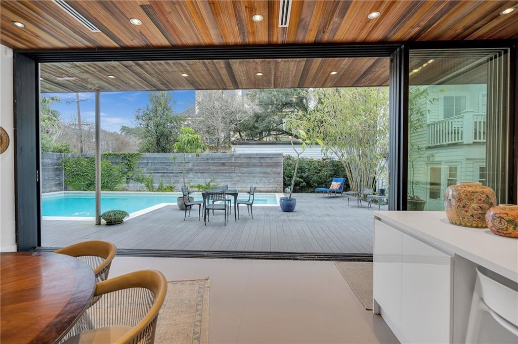 2532 CHESTNUT Street