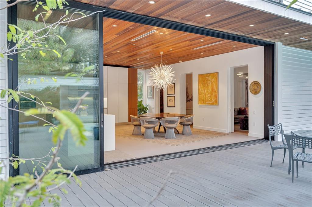 2532 CHESTNUT Street