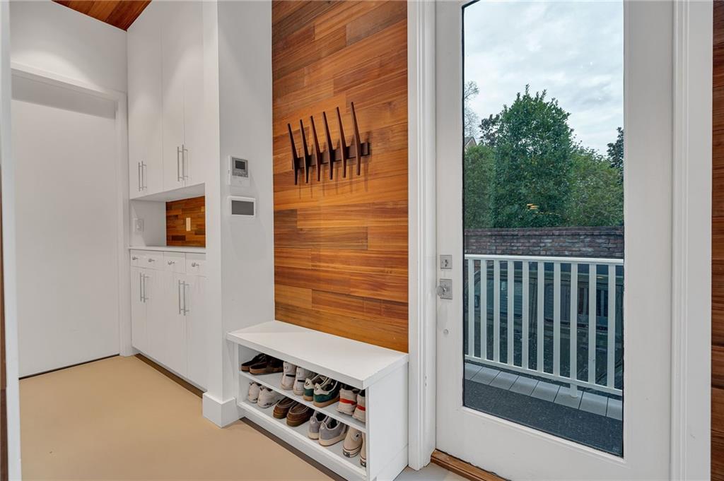 2532 CHESTNUT Street