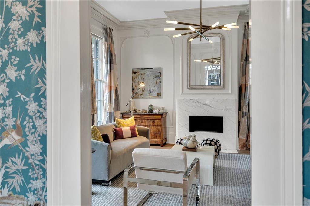 2532 CHESTNUT Street