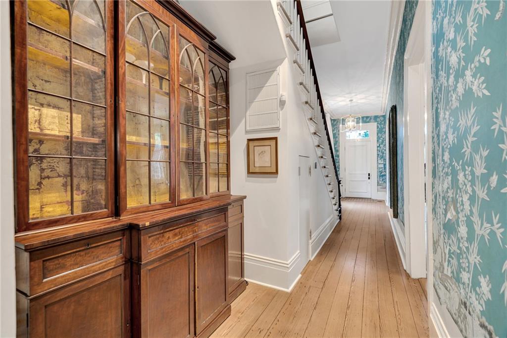 2532 CHESTNUT Street