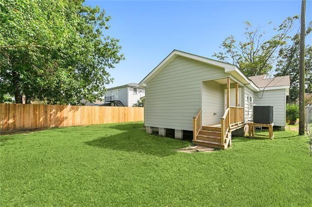 125 CRIS LAUR AVENUE None