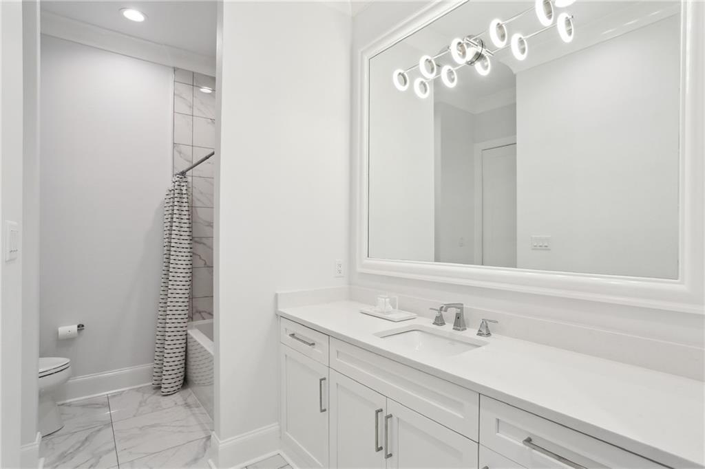 215 CYPRESS CROSSING Drive