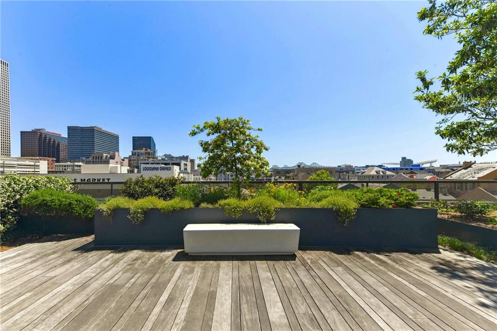 1001 JULIA Street 10B