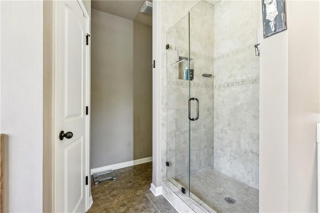 39521 RUE ROYALE None