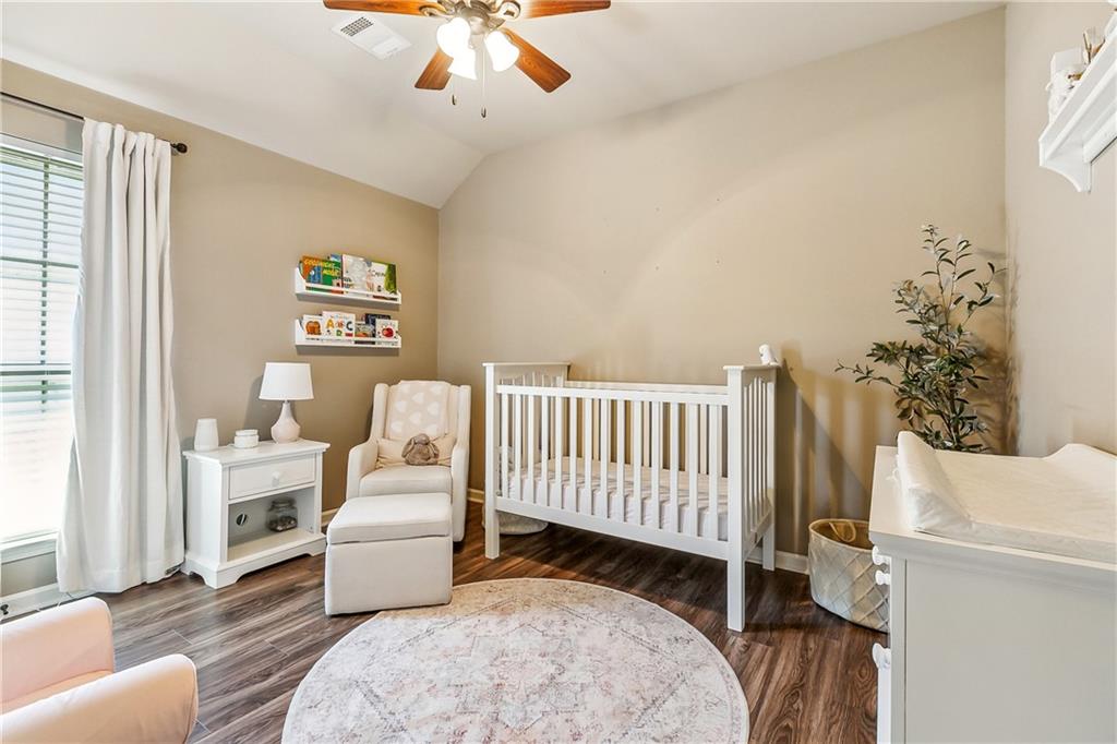 39521 RUE ROYALE None