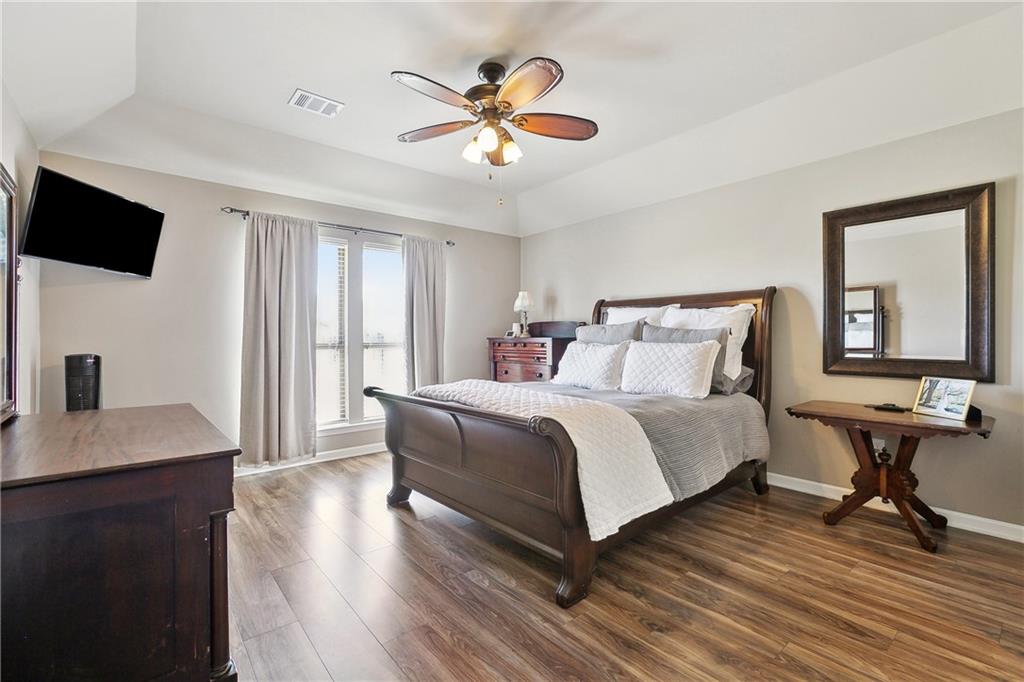 39521 RUE ROYALE None