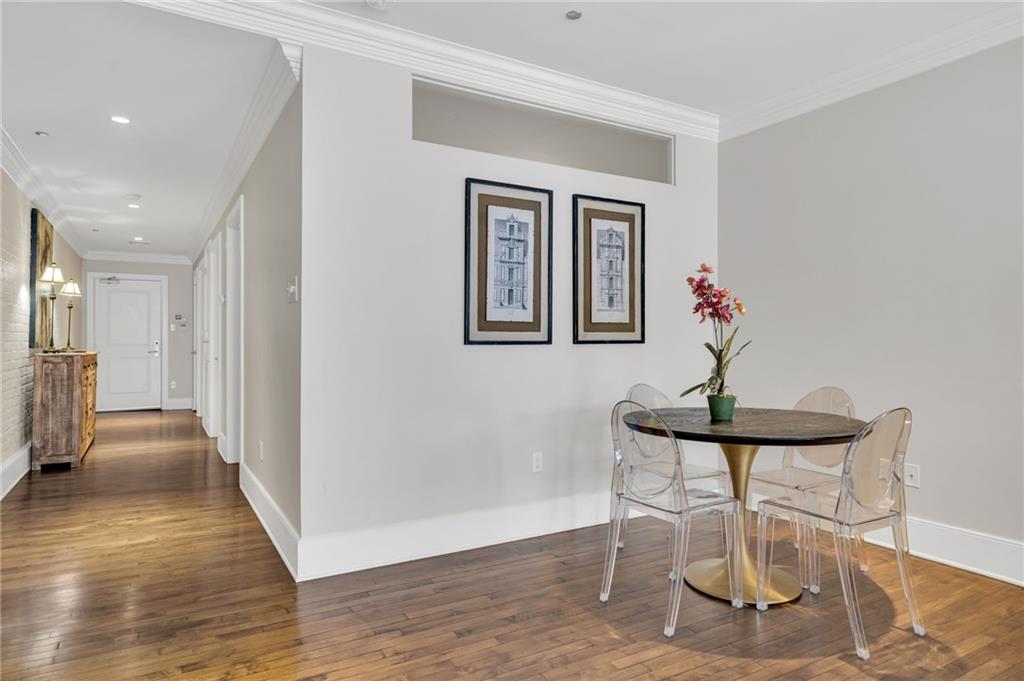 220 DECATUR Street 302