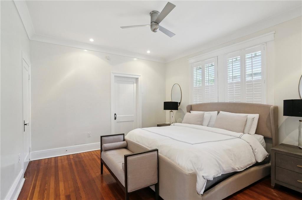 2429 OCTAVIA Street Upper