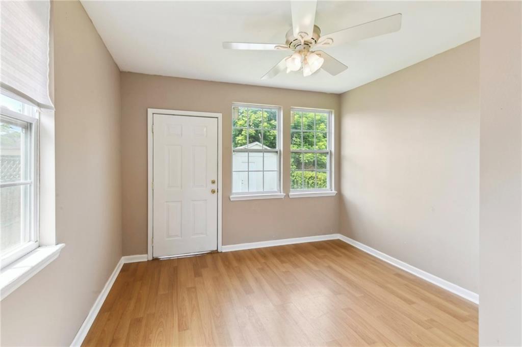 5428 30 DAUPHINE Street