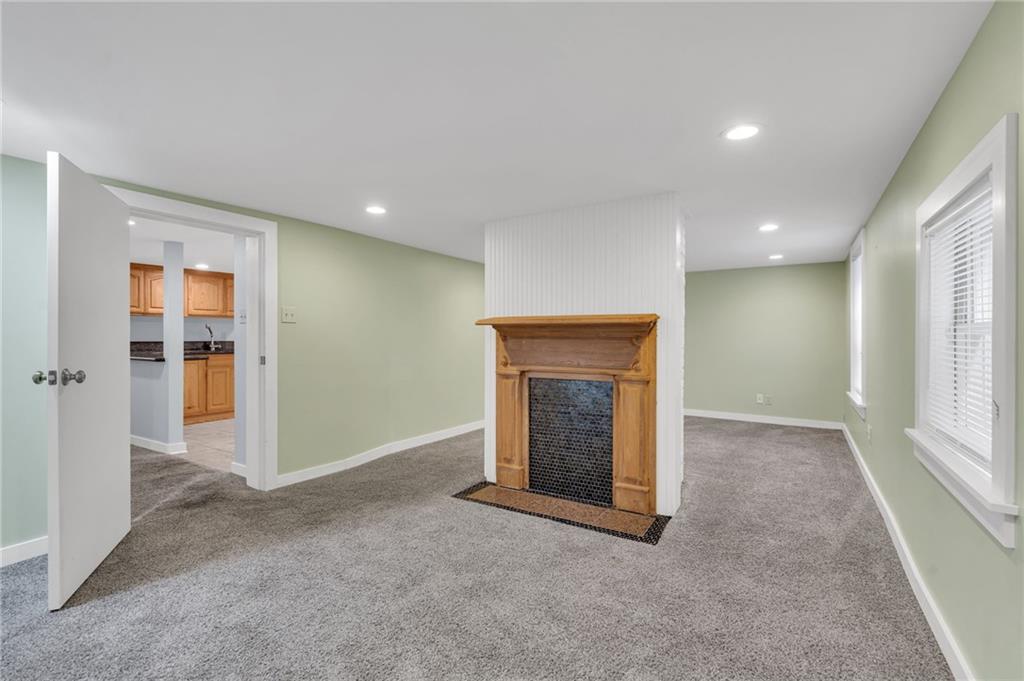 324 FAIRWAY Drive